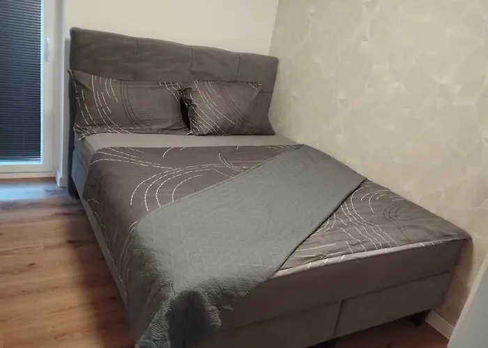 Mistral Apartman Povljana